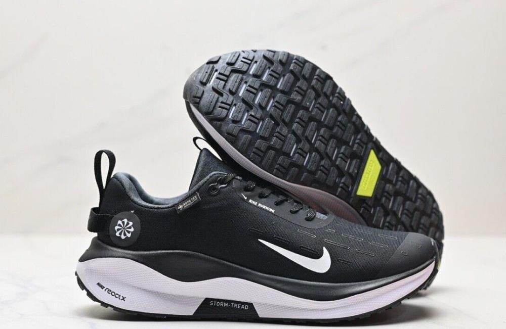 حذاء نايك زوم اكس Nike React x