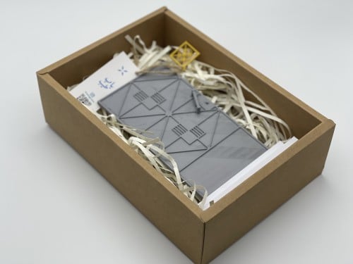 باب رصاصي- حجم كبير