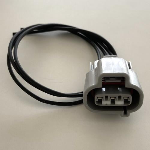 فيش حساس تويوتا سرعه فيش حساس السرعه (أصلي) مع أسلاك تكسل ١٨قيج/٠.٧٥ ملي