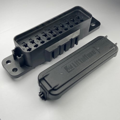 علبة فيوزات معزولة تماما (10 فيوزات)