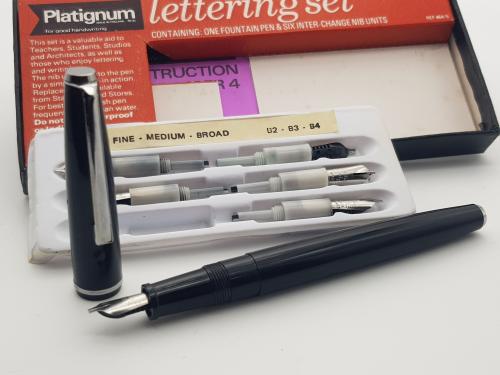 طقم بلاتجنام