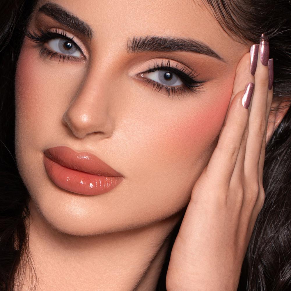 عدسات اي كلرز جولدن يومية كلودي