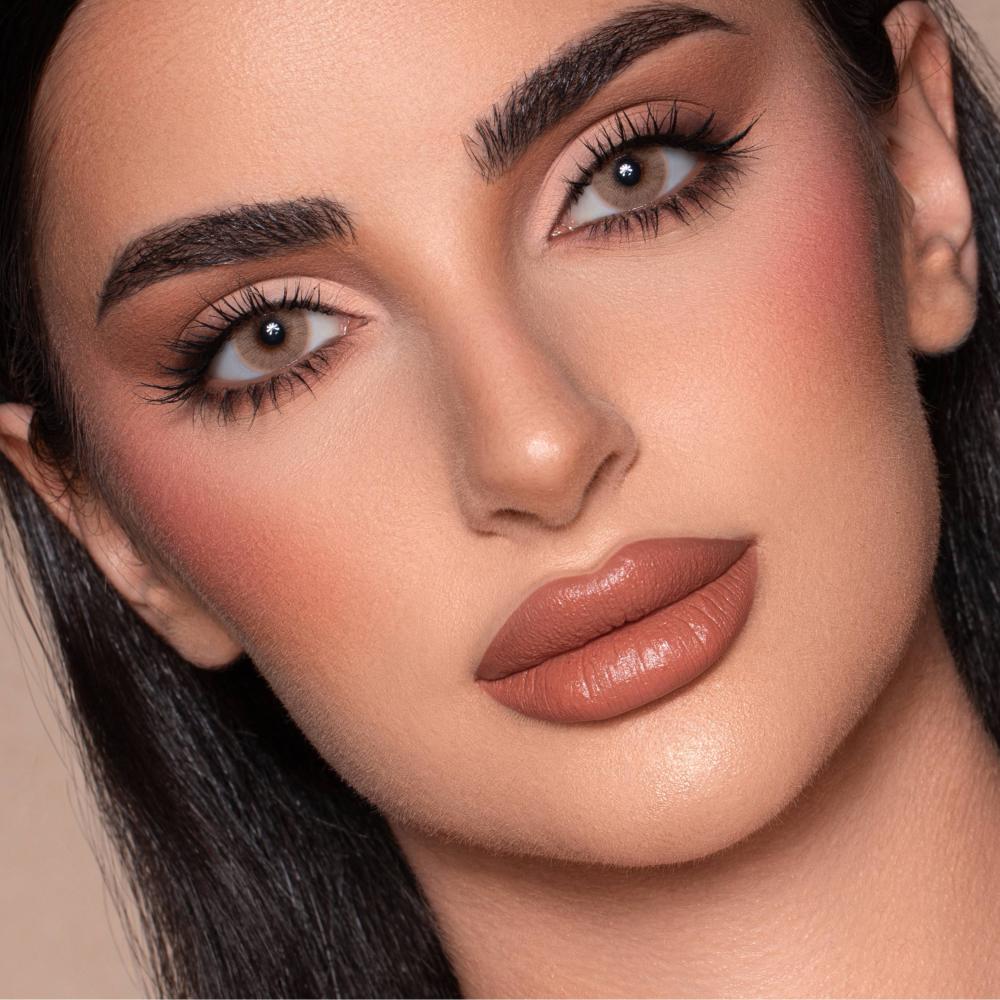 عدسات اي كلرز جولدن يومية فوكس