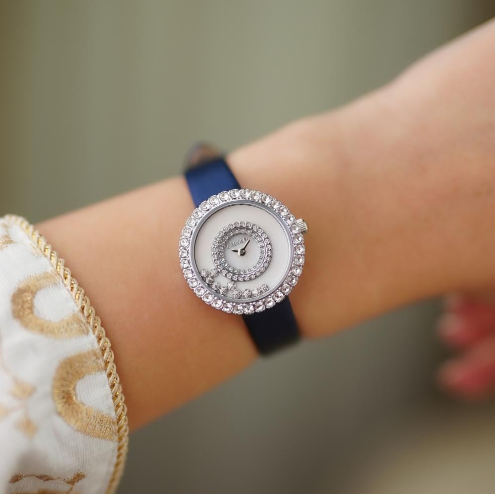 ساعة نسائية جلد لون كحلي من لادون