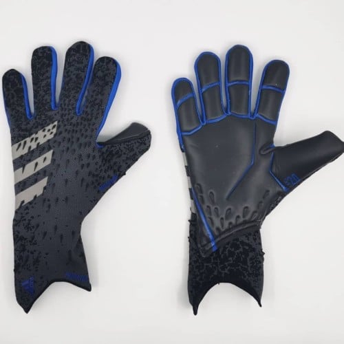 قفازات لحارس المرمى