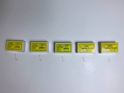 هوك سنانير مقاسات مختلفة لون لماع من شركة MARUTO