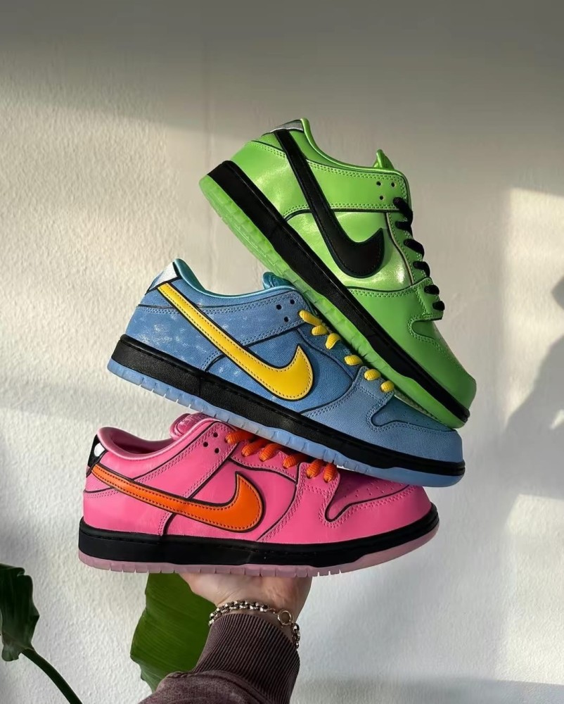 Nike x Powerpuff Girls SB Dunk Buttercup