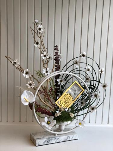 فازة بالورد