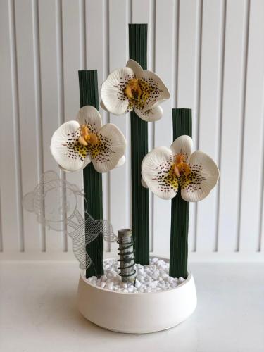 فازة بالورد