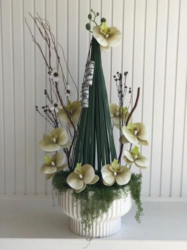 Vase with flowers