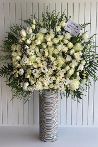 فازة بالورد