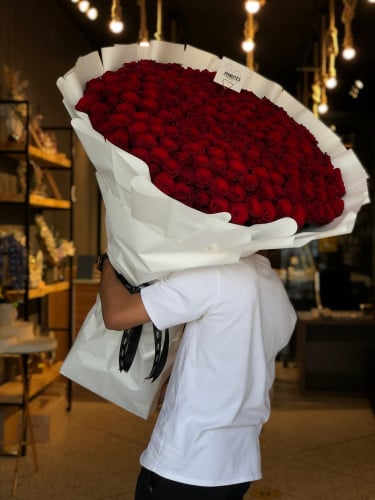 Double up red roses bouquet