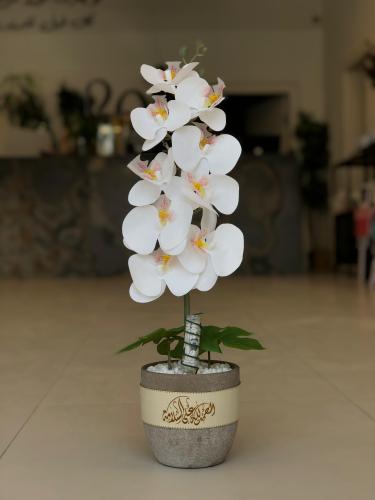 فازة بالورد