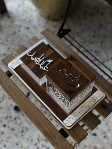 طقم بالاكريلك والخشب