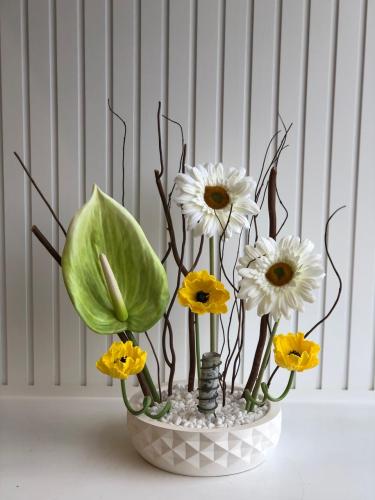 فازة بالورد