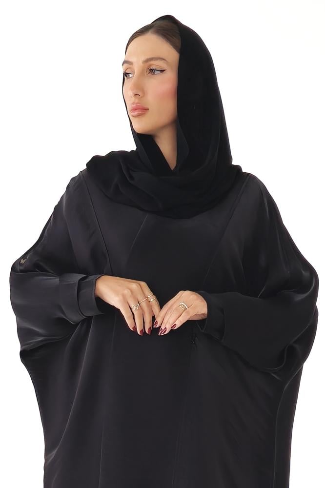 Luxury silk black abaya with a luxurious and elegant bisht