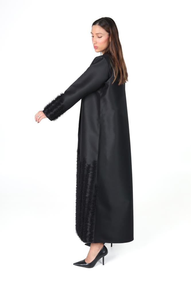 Luxurious black taffeta abaya with tulle trim - Linai