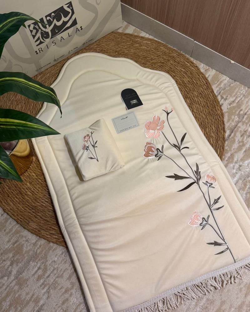 سجادة صلاة مبطنة + بيت مصحف فاخر