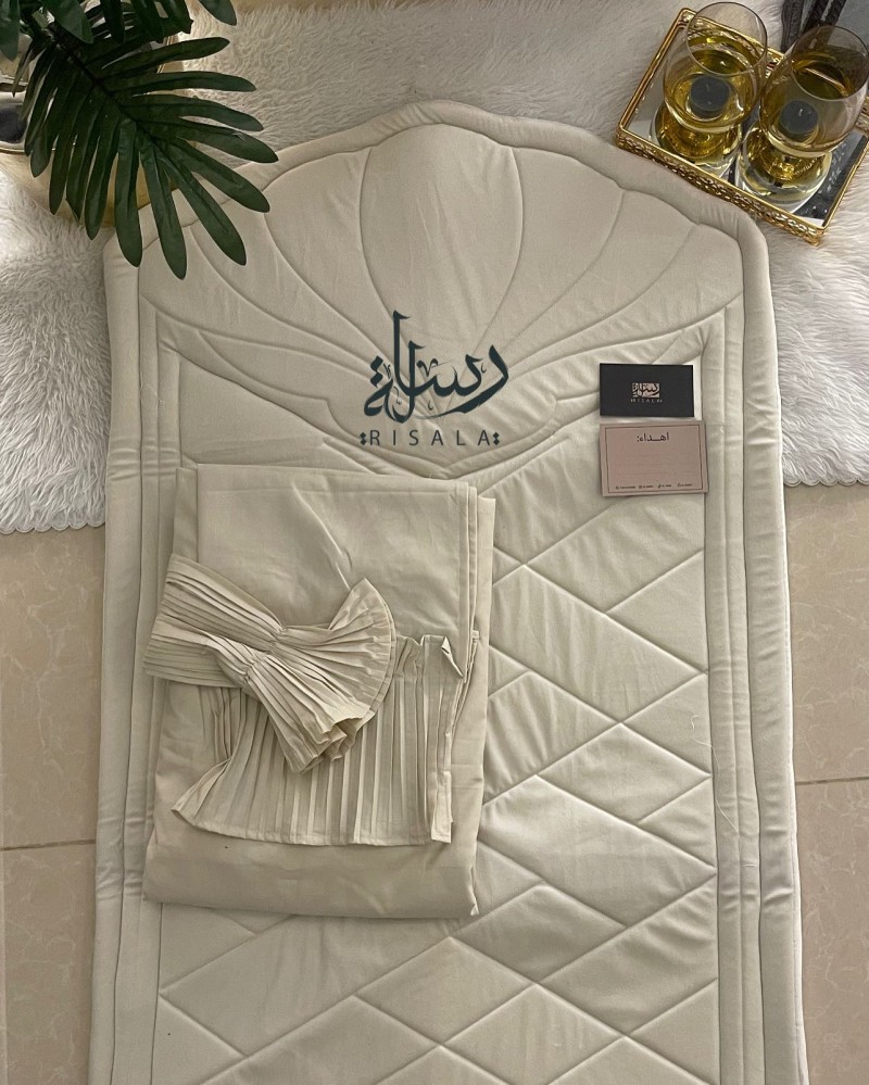 طقم لؤلؤة رسالة المخملي