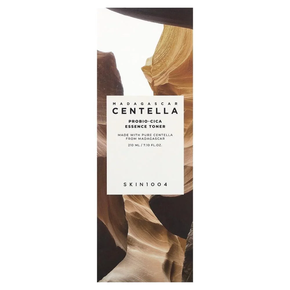 تونر لتوازن وتنظيف البشرة بعشبة السينتيلا من سكين 1004 - 210 مل