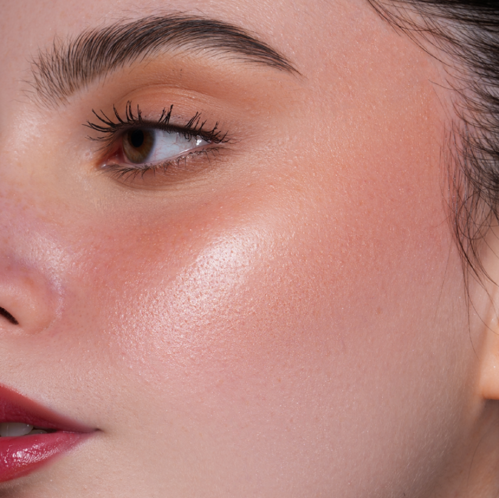 لوكا هايلايتر 03 جلو أب روز جولد