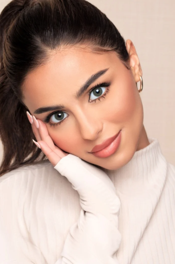 عدسات افل امرالد اليومية - ملونة زينة - عبوة تحتوي على عدستين