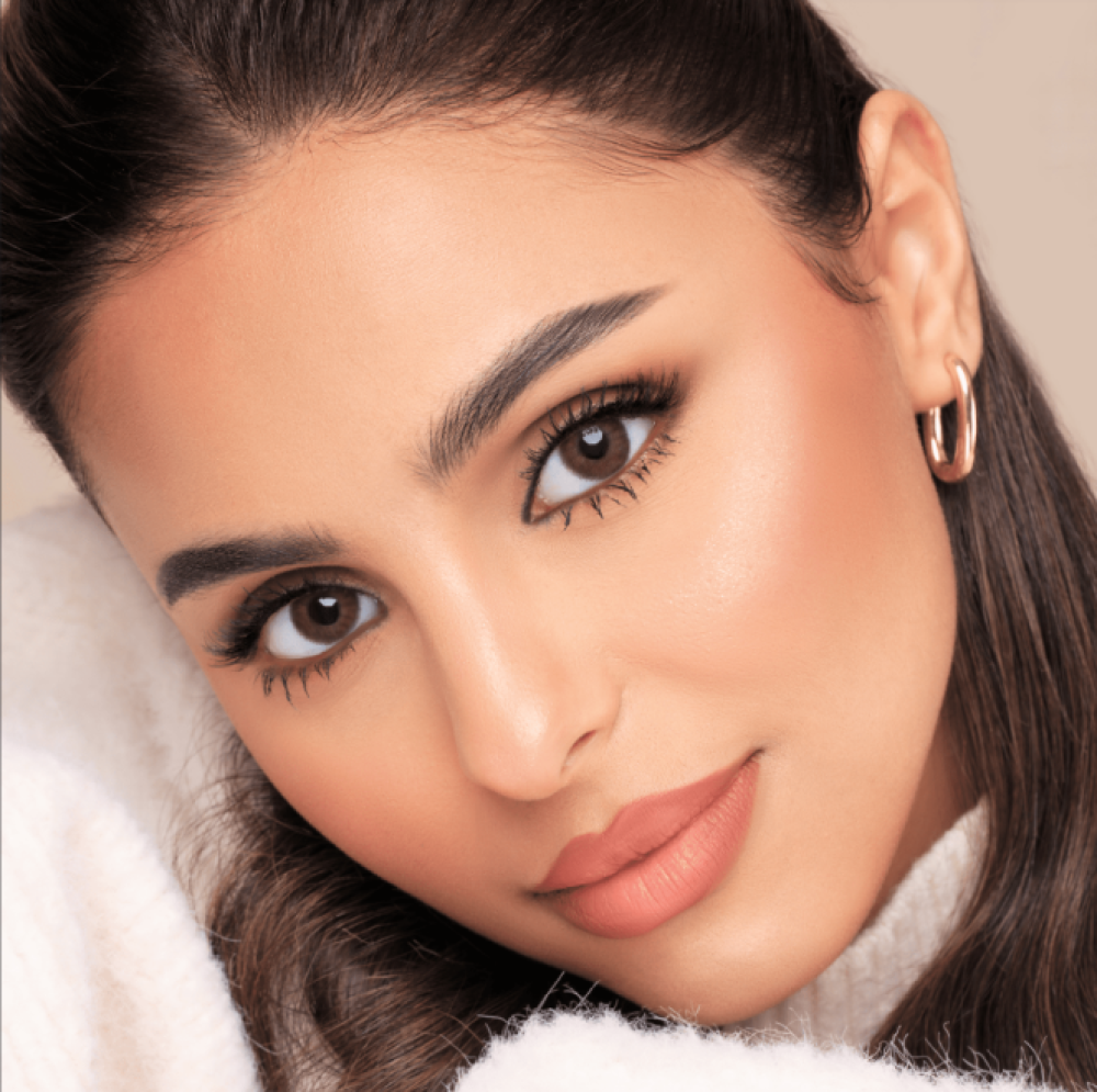 عدسات افل بلوند اليومية - ملونة زينة - عبوة تحتوي على عدستين