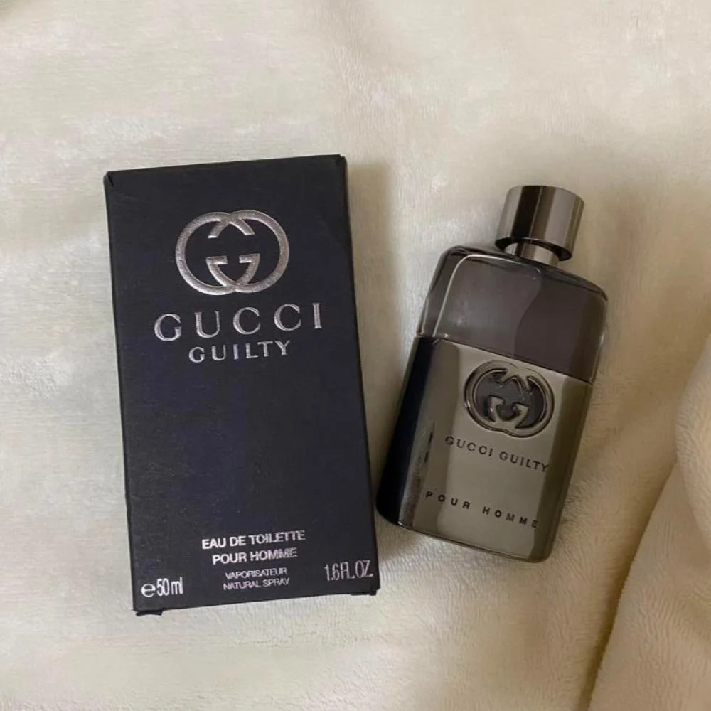 عطر قوتشي غليتي الرجالي او دو تواليت 50مل