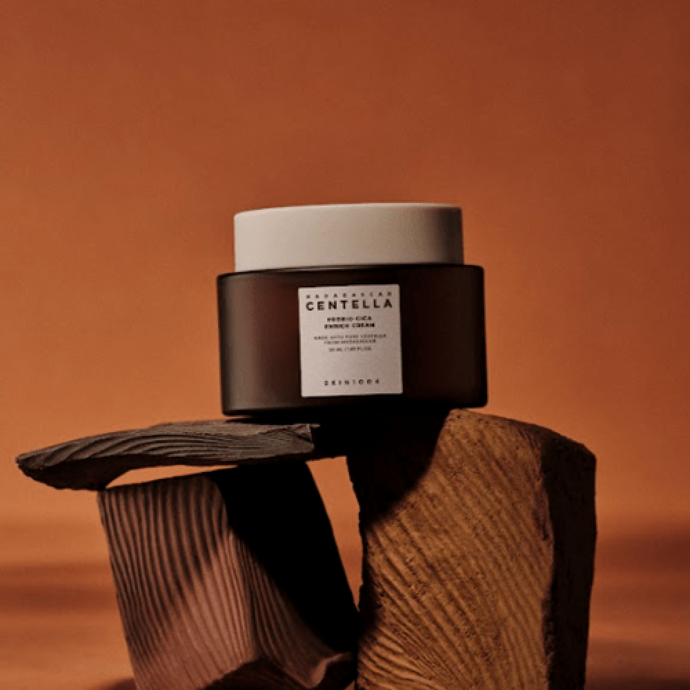 Skin 1004 Centella Hydrating Anti-Aging Face Cream with Probiotic