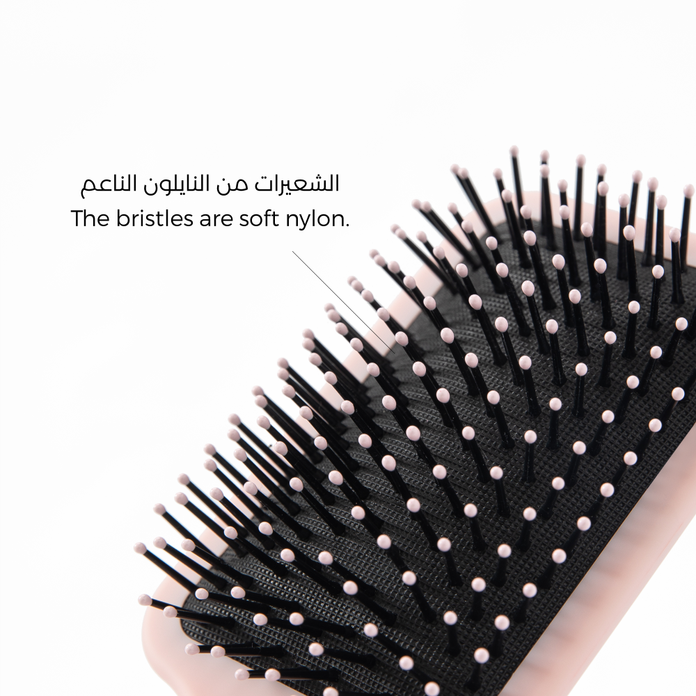 Lapel Daily Brush Pink - a brush for daily use