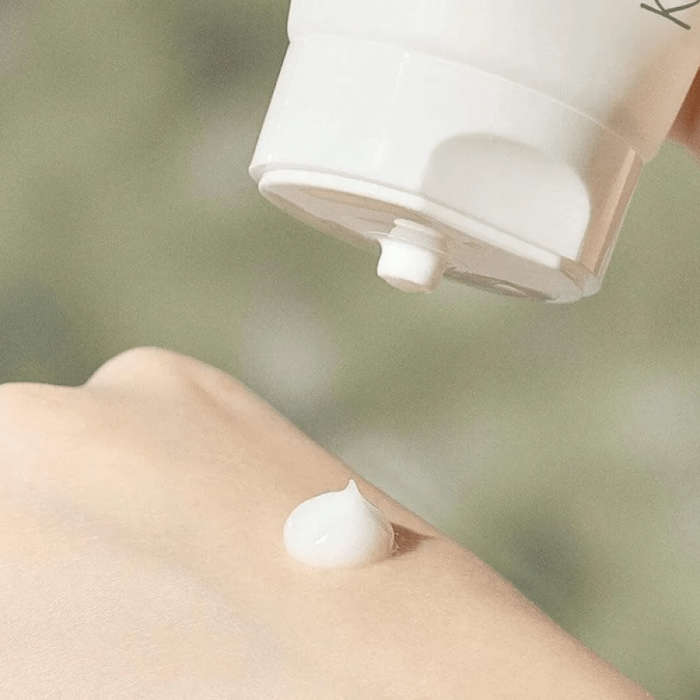 كريم مرطب للبشرة الحساسه والجافه بالسيراميد والبانثينول هارت ليف 70%من انوا 100 مل