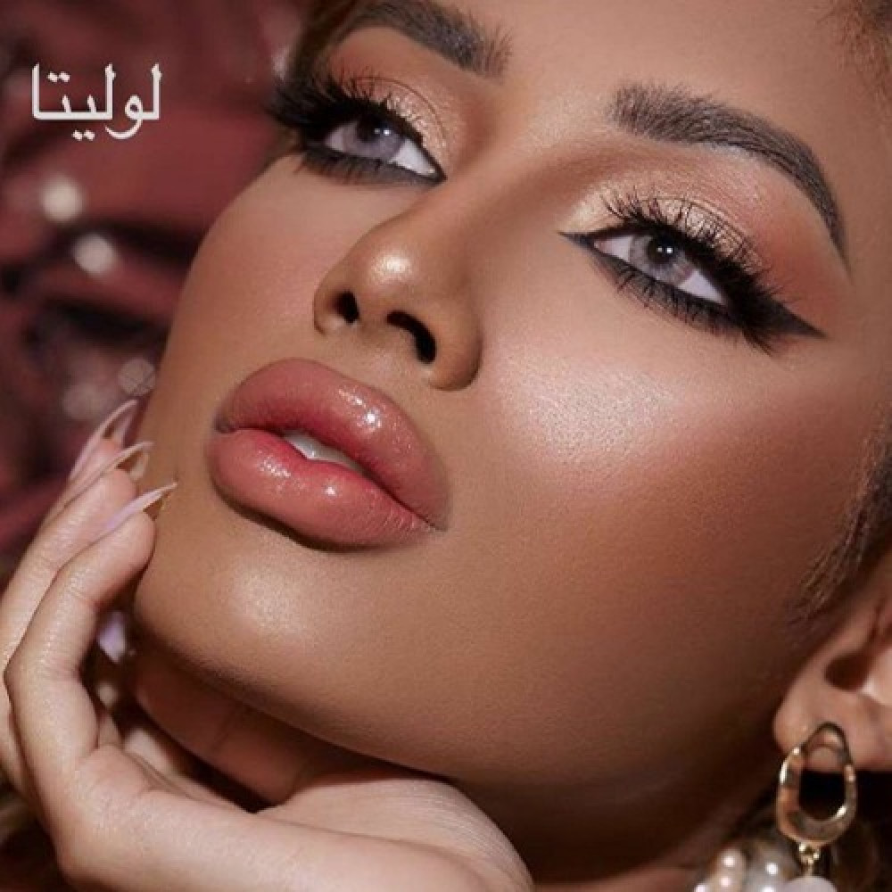 متجر فوشي عدسات زينة ملونة من اديرا - لوليتا