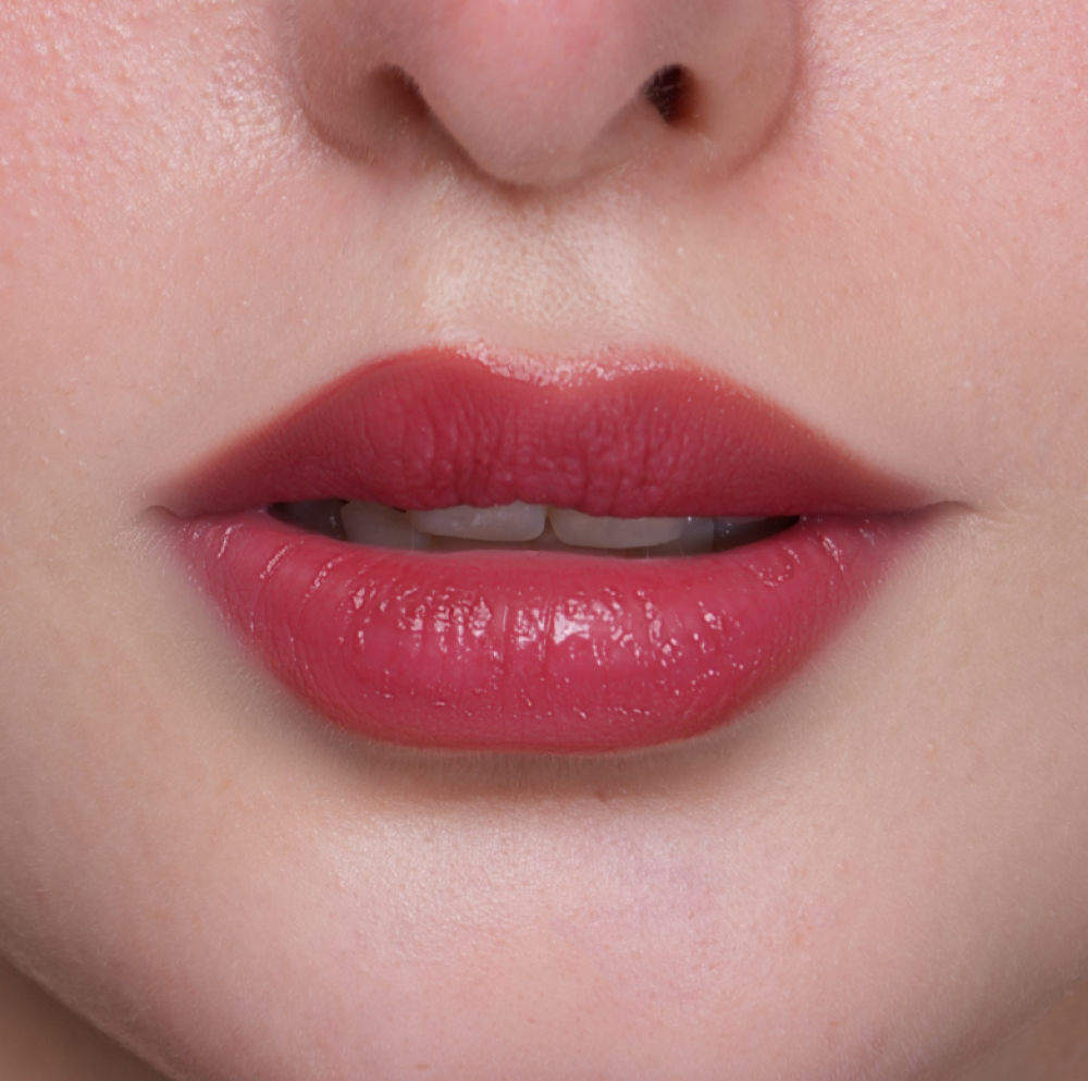 لوكا مرطب شفاه 02 شيري أون شيري بينك