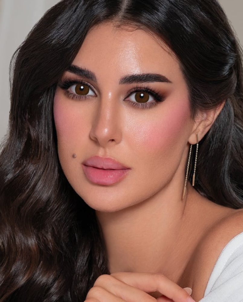 عدسات لنس مي لابيلا - ملونة زينة - عبوة تحتوي على عدستين