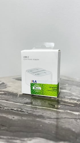 فيش جداري ثلاثي مخرج بي دي 20 واط من شركه رافا بضمان سنتين