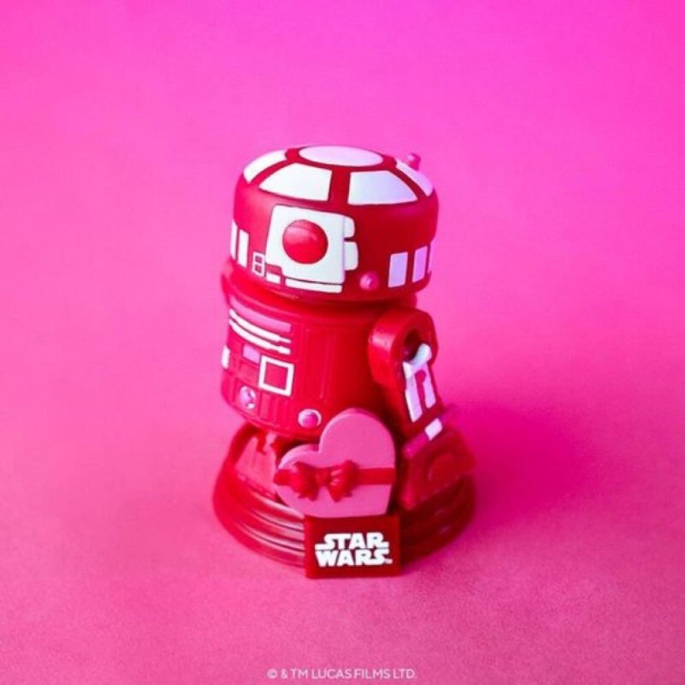 funko r2d2 valentine