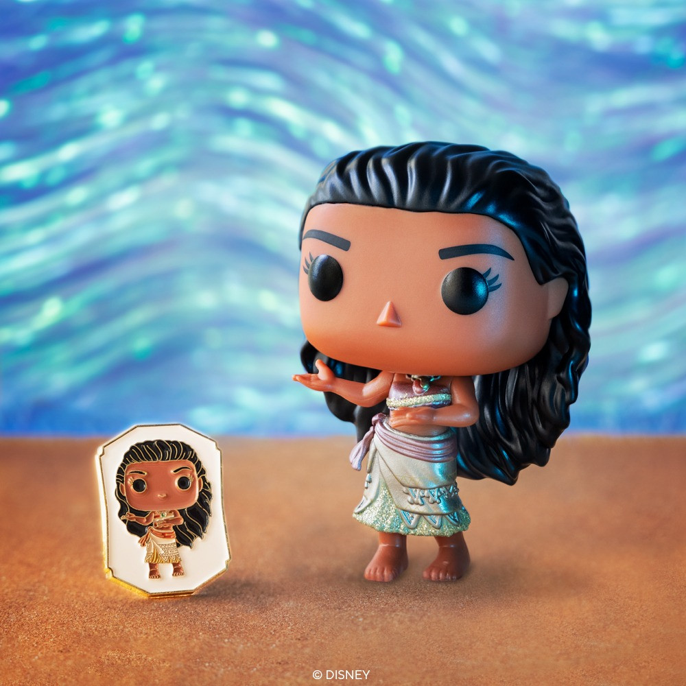 Funko Pop! Disney Ultimate Princess Gold Moana With Pin #1162