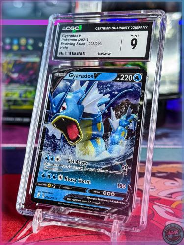 CGC Evolving Skies POKEMON 2021 GTARADOS V