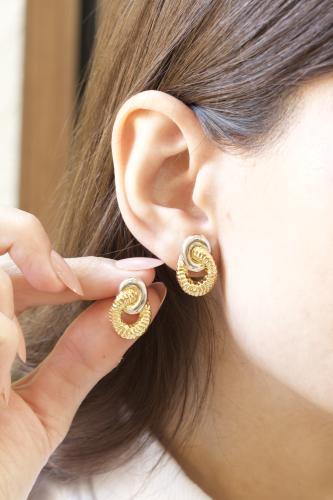 حلق AQUA ذهب عيار18–4642