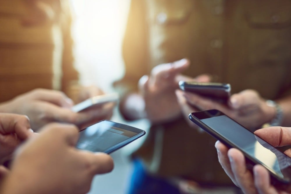 الأثار الرقمية على حياتنا اليومية