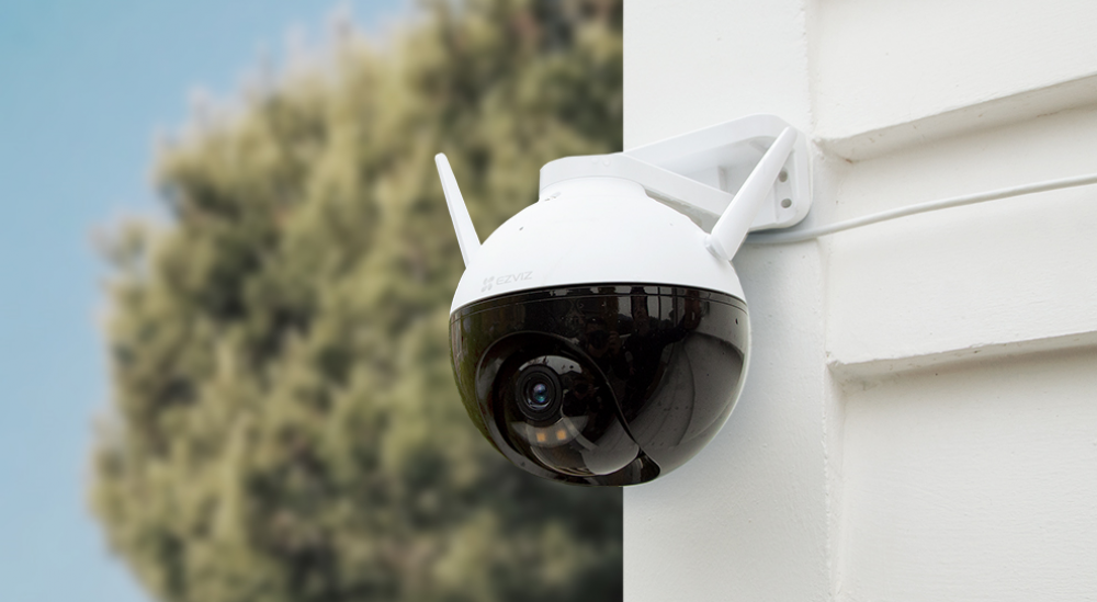 EZVIZ C8W 4MP 2.5K Pan/Tilt/Zoom Wi-Fi Security Camera: 360 EZVIZ C8W 4MP 2.5K Pan/Tilt/Zoom Wi-Fi Security Camera: 360