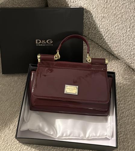 شنطة براند D&G
