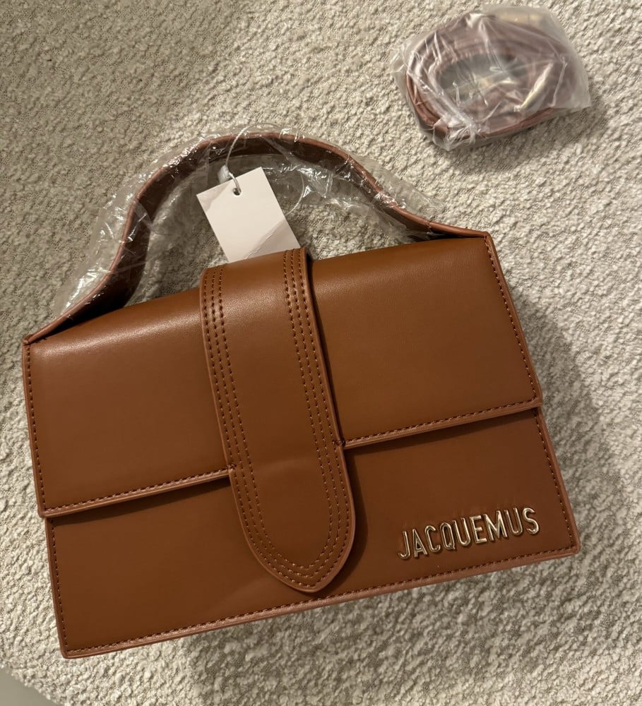 شنطة براند JACOUEMUS