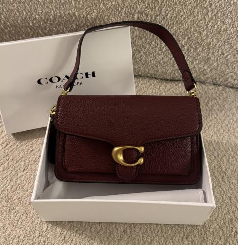 شنطة براند COACH