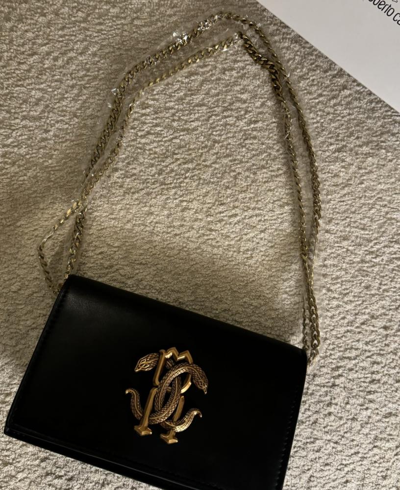 شنطة براند roberto cavalli