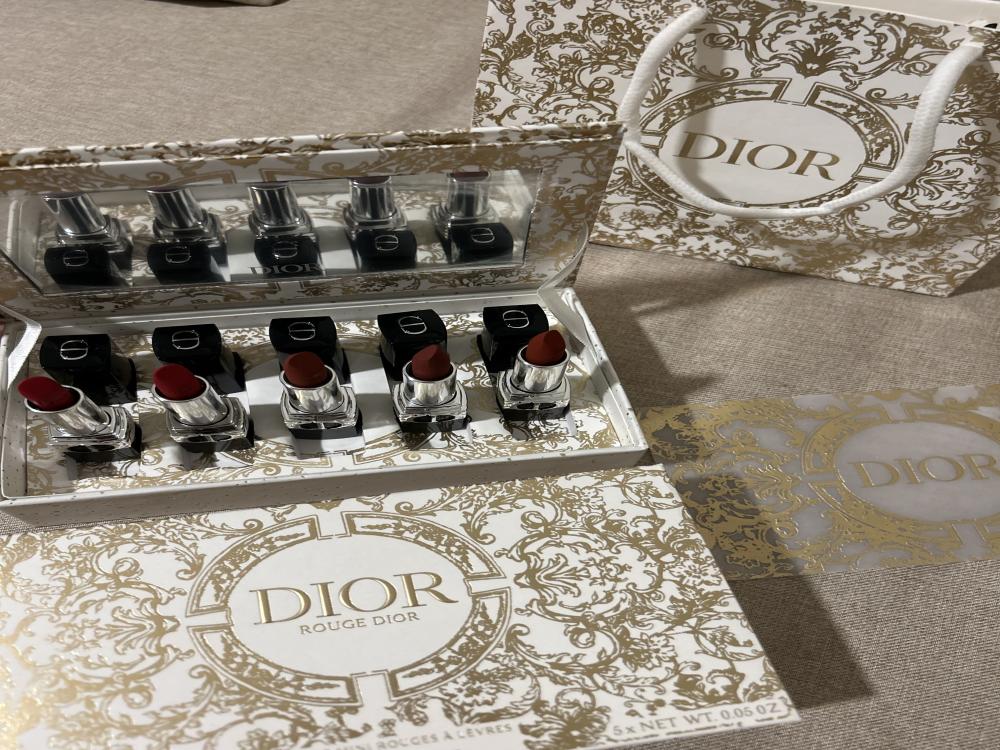 مجموعة ارواج ديور - ابيض