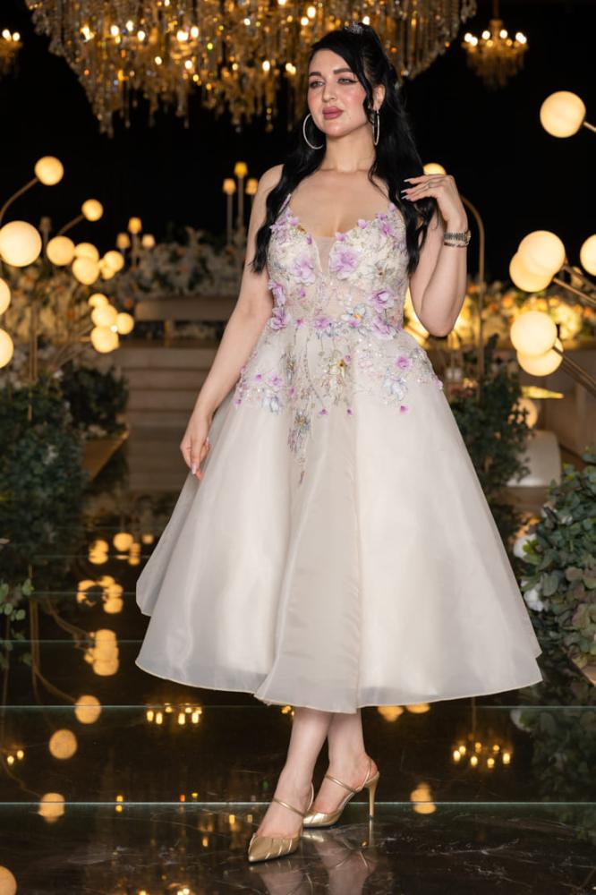 فساتين الخطوبة من لورا فاشن | لمسة من الرومانسية والفخامة