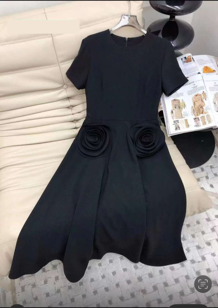 ドレス Valentino black midi dress with rose sleeves - E-SEVEN STORE