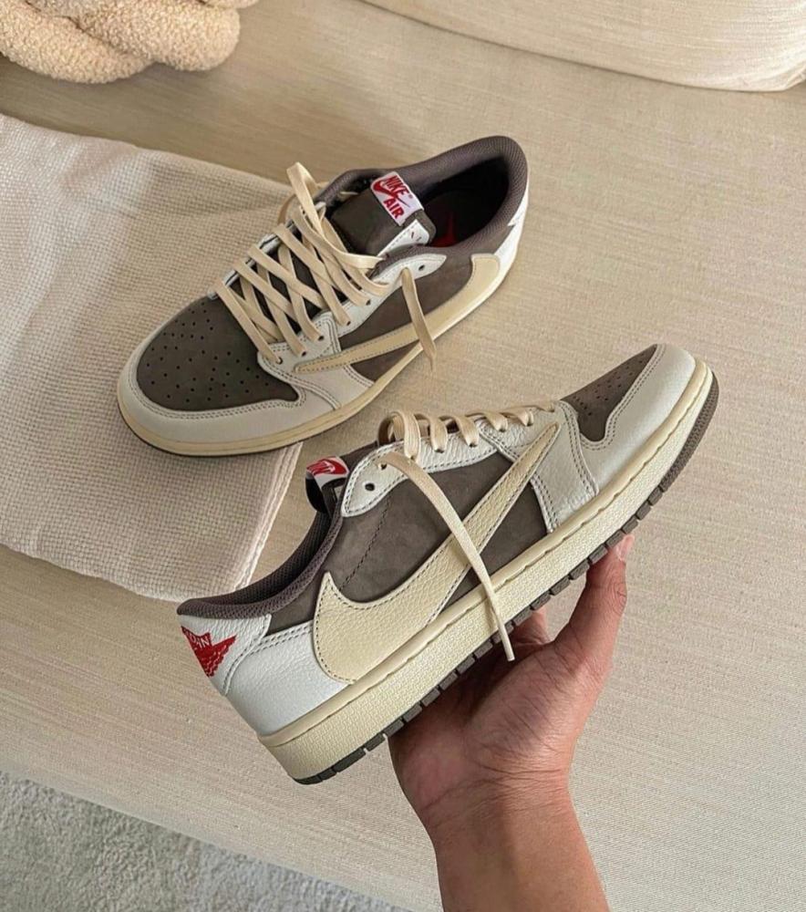Nike Jordan 1 Low x Travis Scott Mocha Shoes - E-SEVEN STORE
