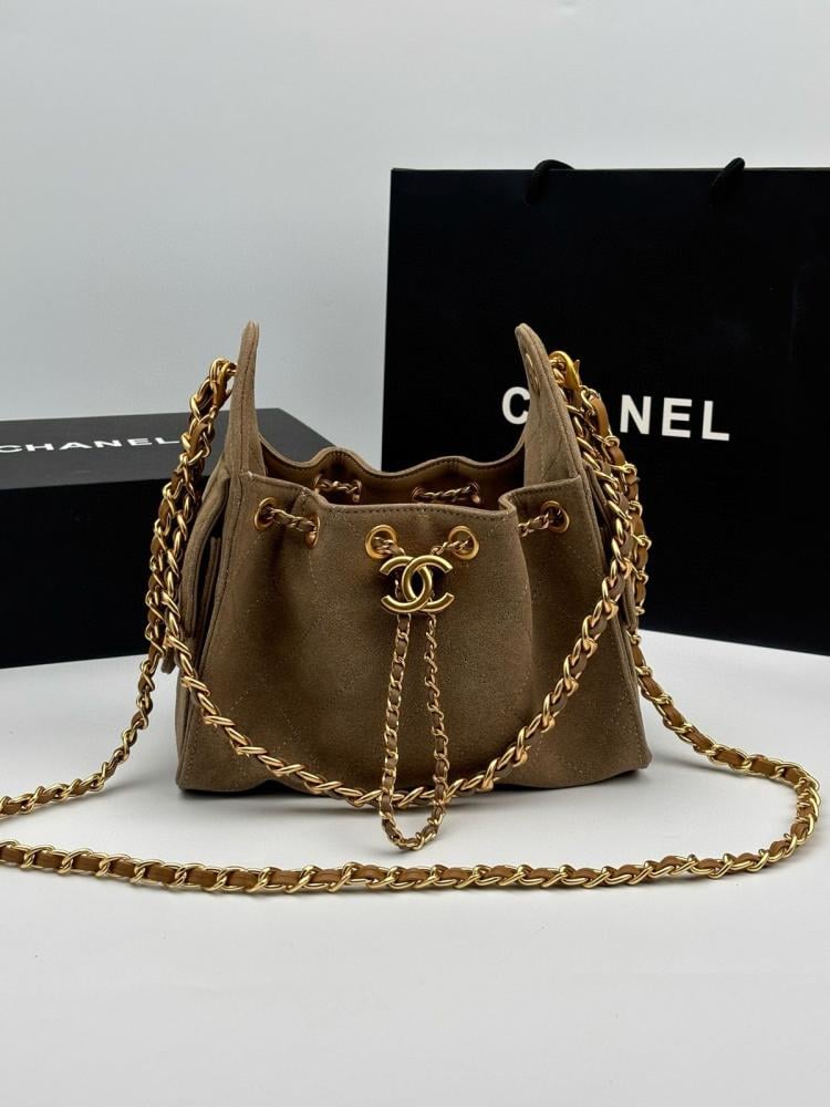 Chanel 25 chain shoulder bag in olive and gold suede